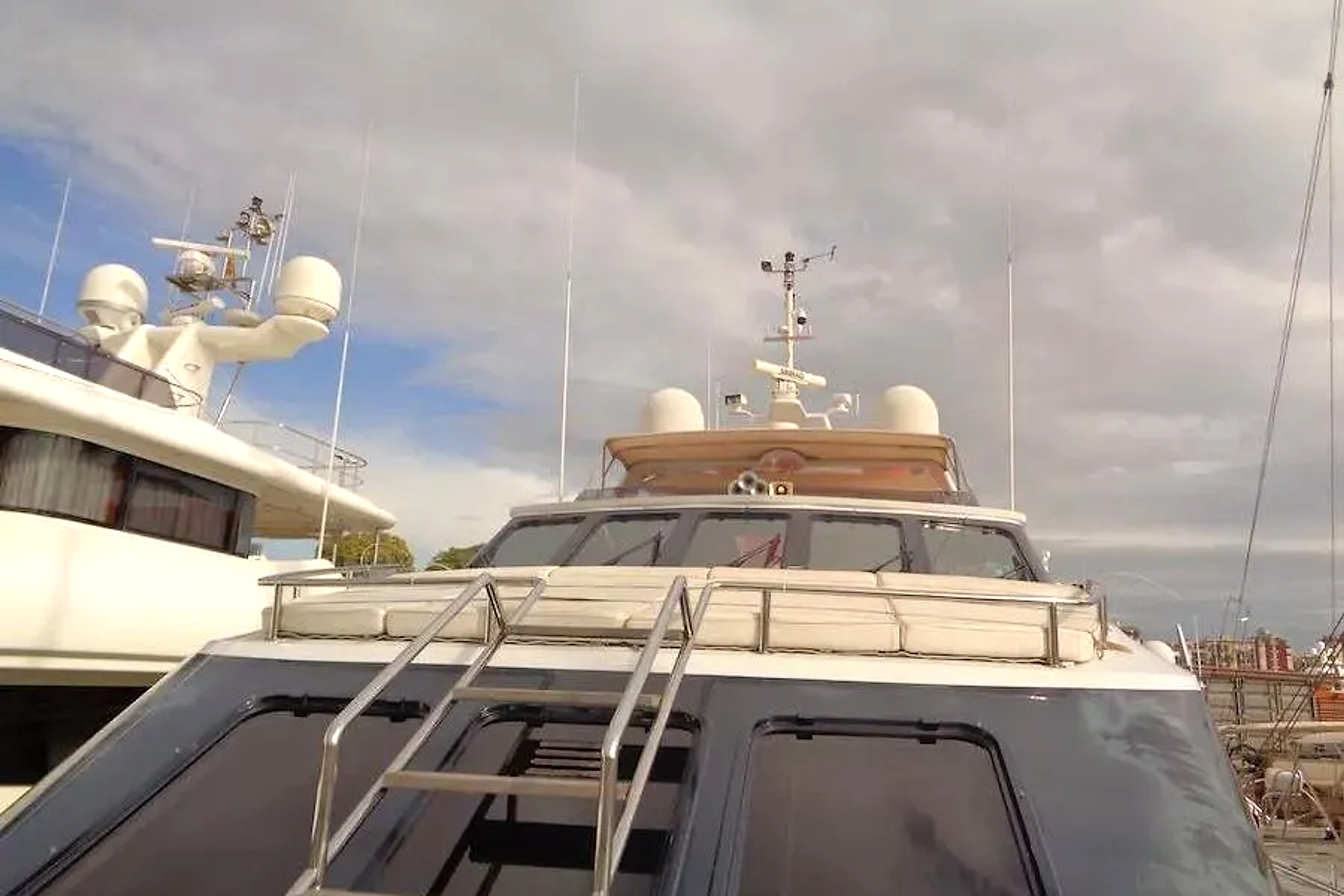 Heesen 28 de segunda mano en venta