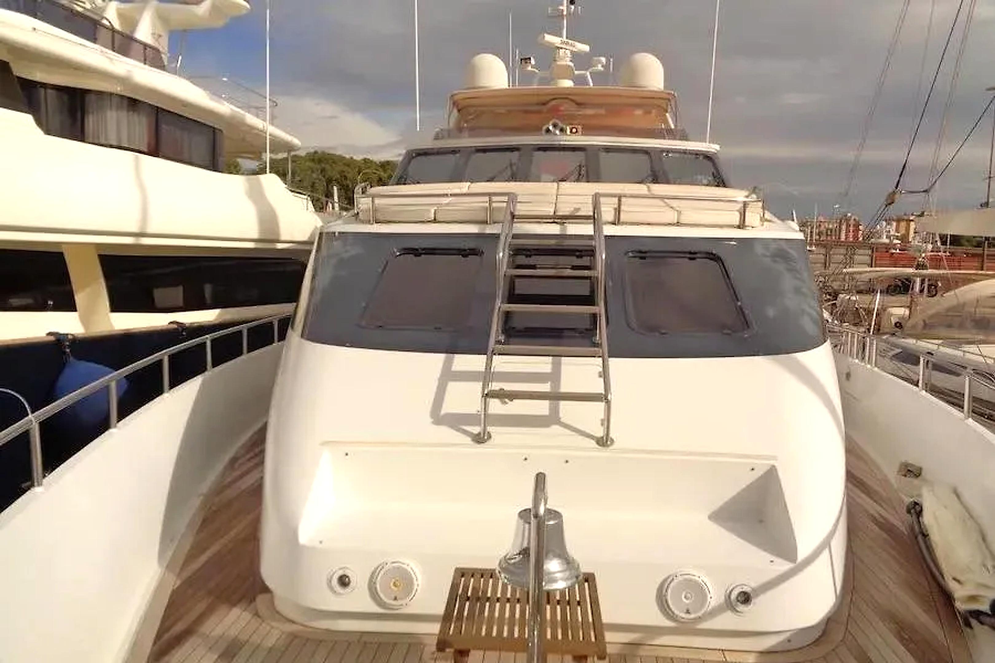 Heesen 28 de segunda mano en venta