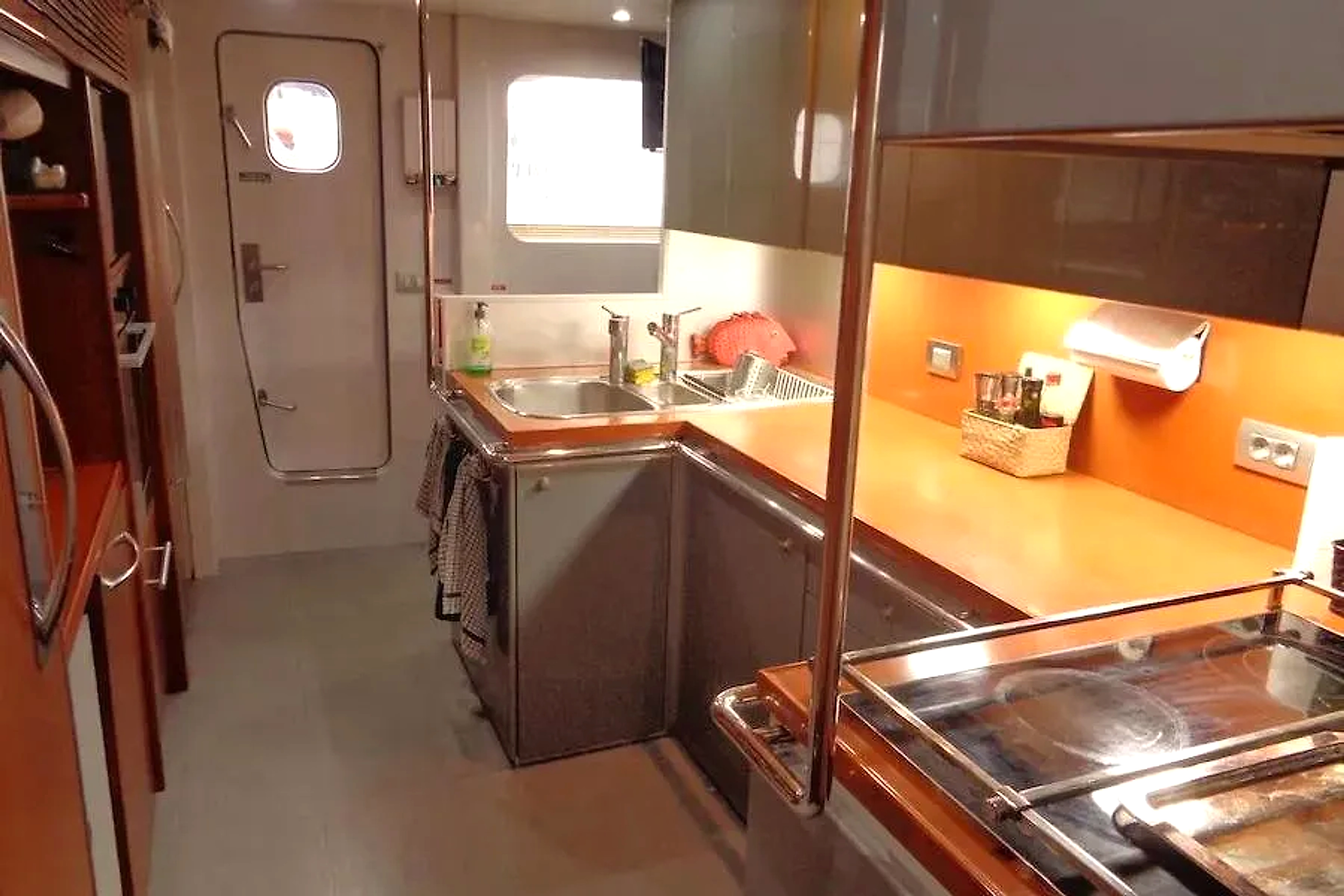Heesen 28 de segunda mano en venta