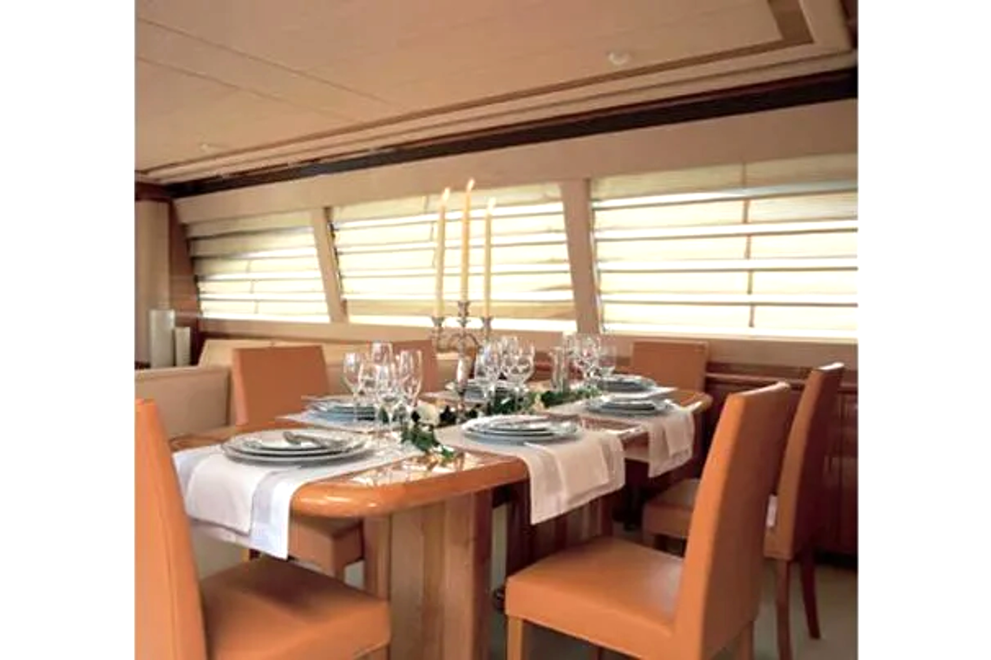Ferretti 830 de segunda mano en venta
