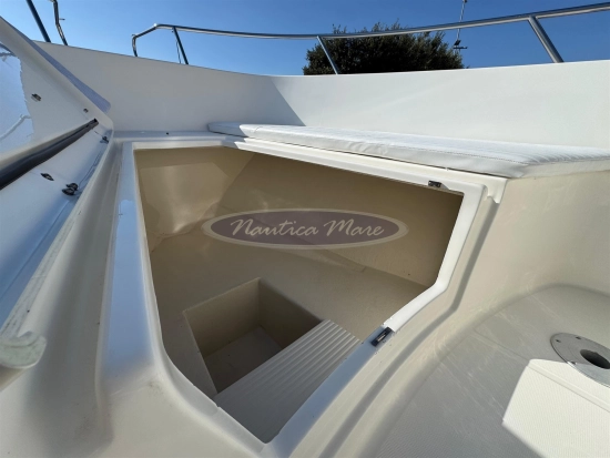 Kelt WHITE SHARK 265 usata in vendita