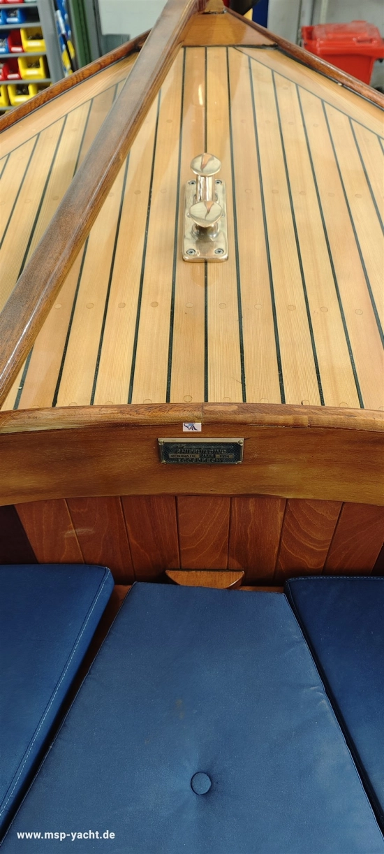 Custom Line Tuckerboot 7,40 m de segunda mano en venta