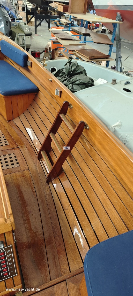 Custom Line Tuckerboot 7,40 m de segunda mano en venta