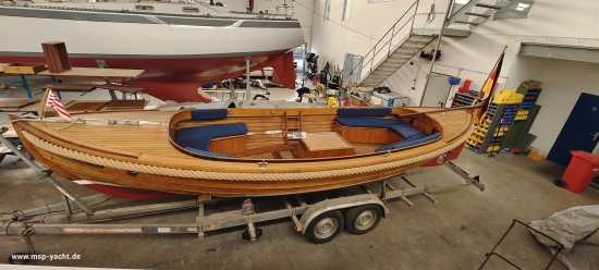 Custom Line Tuckerboot 7,40 m de segunda mano en venta