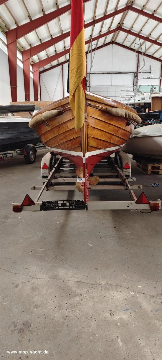 Custom Line Tuckerboot 7,40 m de segunda mano en venta
