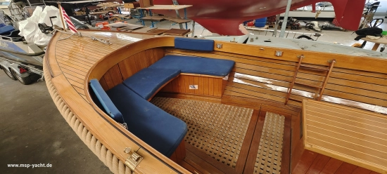 Custom Line Tuckerboot 7,40 m de segunda mano en venta