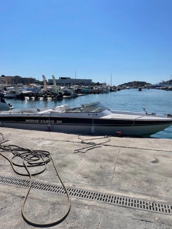 Offshore Monte Carlo 30 usado à venda