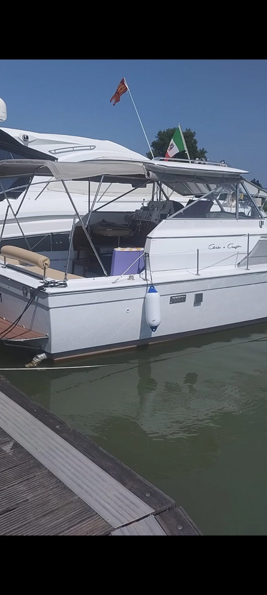 Chris Craft 31 COMMANDER usado à venda