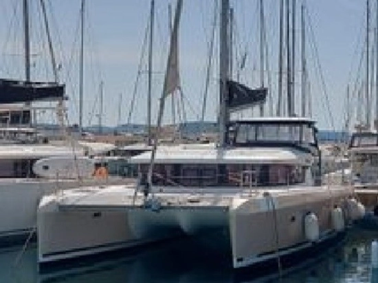 Lagoon 42 usata in vendita