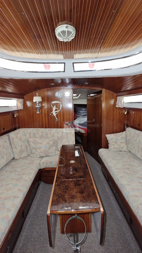 Asmus KG Yachtbau Hanseat 68 usado à venda