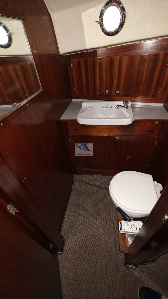 Asmus KG Yachtbau Hanseat 68 usado à venda