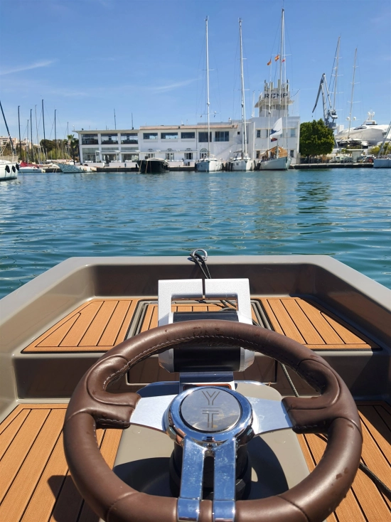 Yachtwerft Hamburg Ribcat 4.3 usado à venda