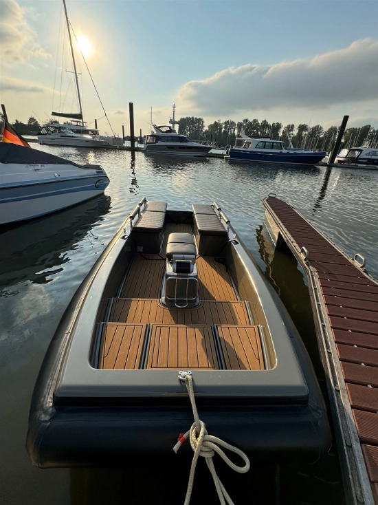 Yachtwerft Hamburg Ribcat 4.3 usado à venda