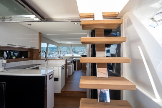 Monachus Yachts 70 Fly usado à venda