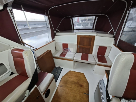 Saga Boats 27 AK usado à venda