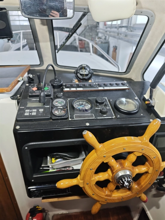 Saga Boats 27 AK usado à venda