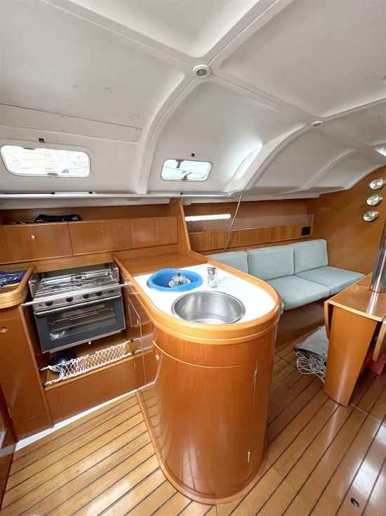 Beneteau First 36S7 usado à venda