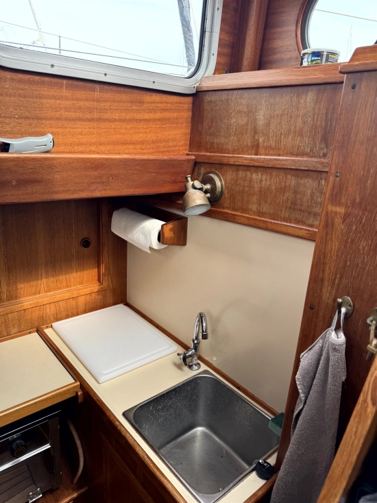 Uecker Yacht und Bootsbau Rendsburg Fahrensmann 36 usado à venda