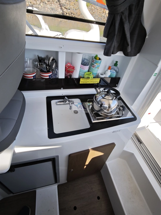 Beneteau Antares 8 AB de segunda mano en venta