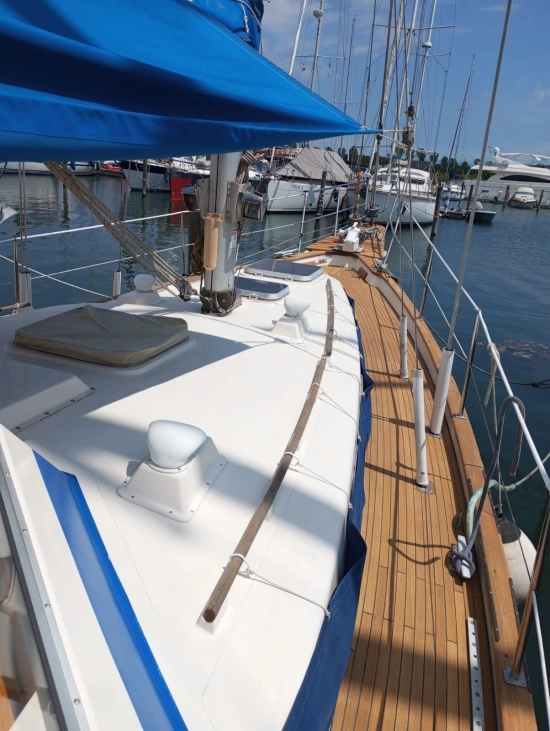 Hallberg Rassy 41 Ketch usado à venda
