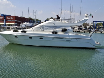 Azimut AZ 40 Fly usata in vendita