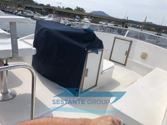 Riviera 35 Convertible usata in vendita