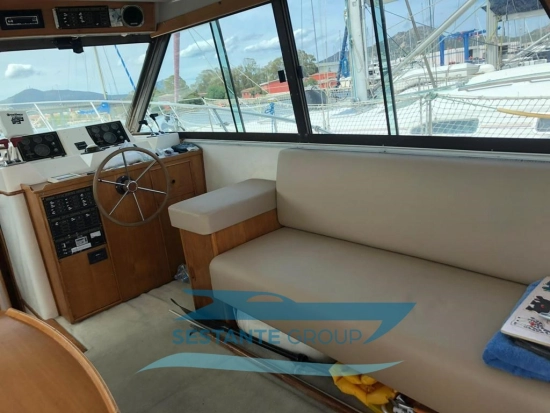 Riviera 35 Convertible usata in vendita