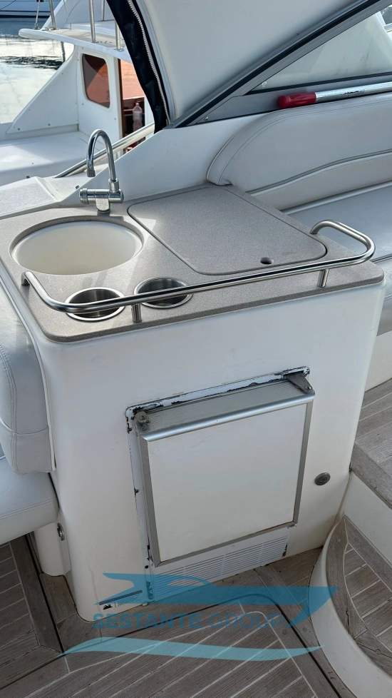 Larson Cabrio 330 usata in vendita