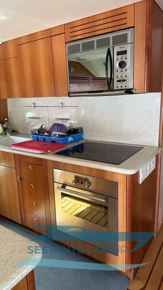 Hatteras Yachts 64 Convertible de segunda mano en venta