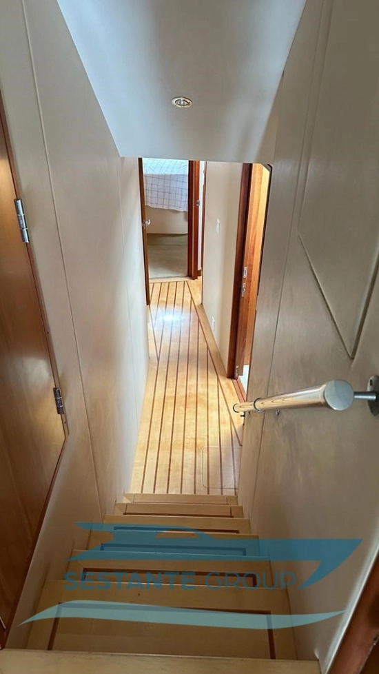 Hatteras Yachts 64 Convertible de segunda mano en venta