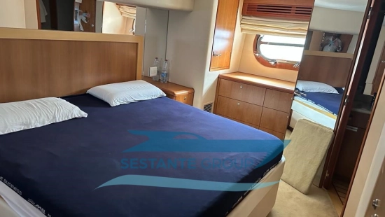 Hatteras Yachts 64 Convertible de segunda mano en venta