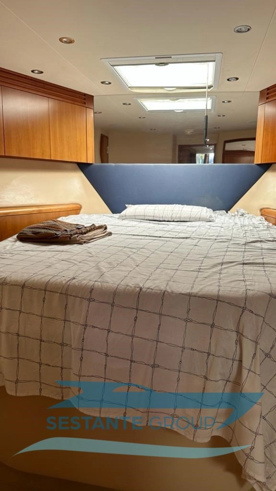 Hatteras Yachts 64 Convertible de segunda mano en venta