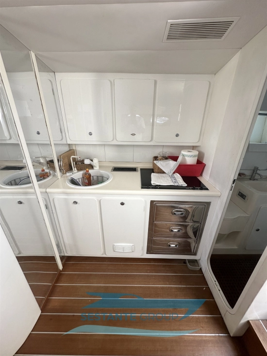 Magnum Marine 53 Sport usata in vendita