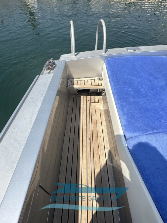 Magnum Marine 53 Sport usata in vendita