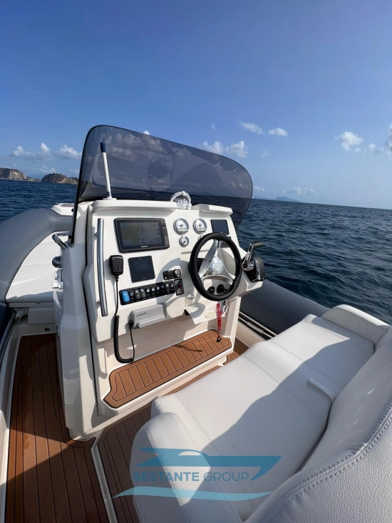 Jokerboat CLUBMAN 28 usado à venda