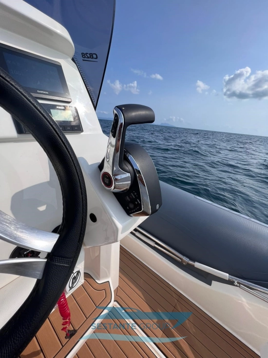 Jokerboat CLUBMAN 28 usado à venda