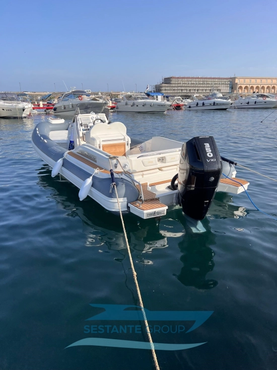 Jokerboat CLUBMAN 28 usado à venda