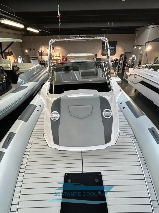 Ranieri Cayman 35 Excutive usado à venda