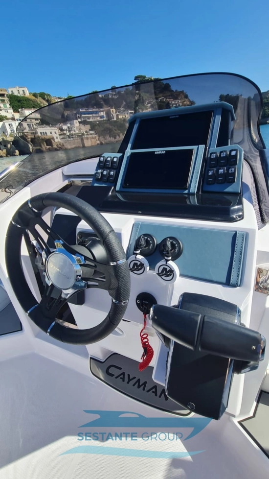 Ranieri Cayman 28 Executive usata in vendita