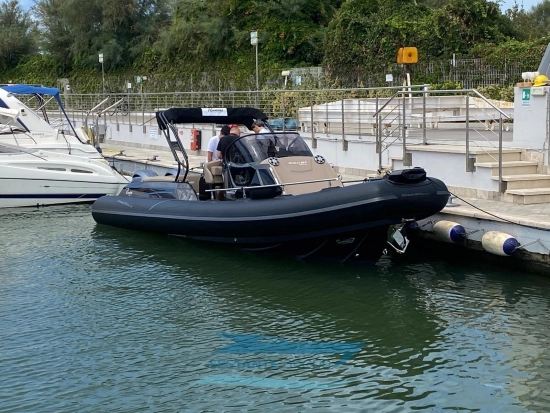 Ranieri Cayman 28 Executive Trofeo usata in vendita