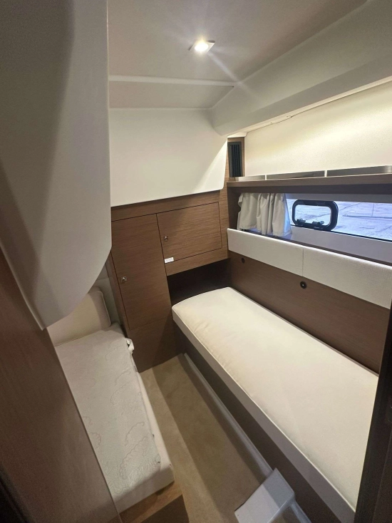 Jeanneau LEADER 36 de segunda mano en venta