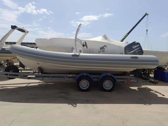 NOVAMARINE 600 RH usata in vendita