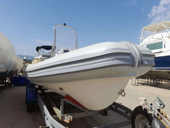 NOVAMARINE 600 RH usata in vendita