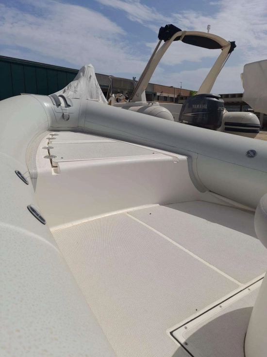 NOVAMARINE 600 RH usata in vendita