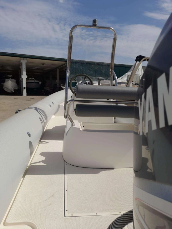 NOVAMARINE 600 RH usata in vendita