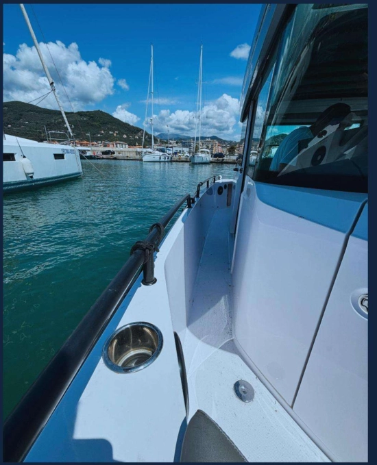 Axopar 28 CABIN de segunda mano en venta