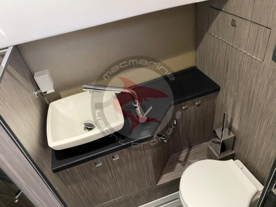 Ranieri INTERNATIONAL NEXT 285 LX novos à venda