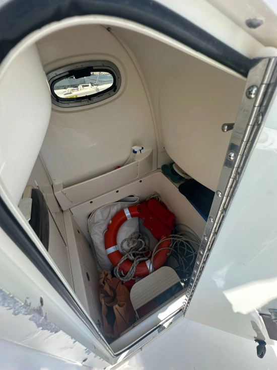 Boston Whaler 240 OUTRAGE de segunda mano en venta