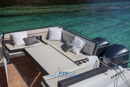 Jeanneau Cap Camarat 10.5 serie 2 WA nuevo en venta