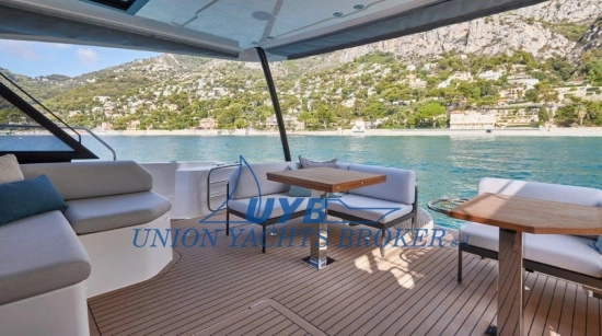 Prestige M48 CATAMARANO A MOTORE novos à venda